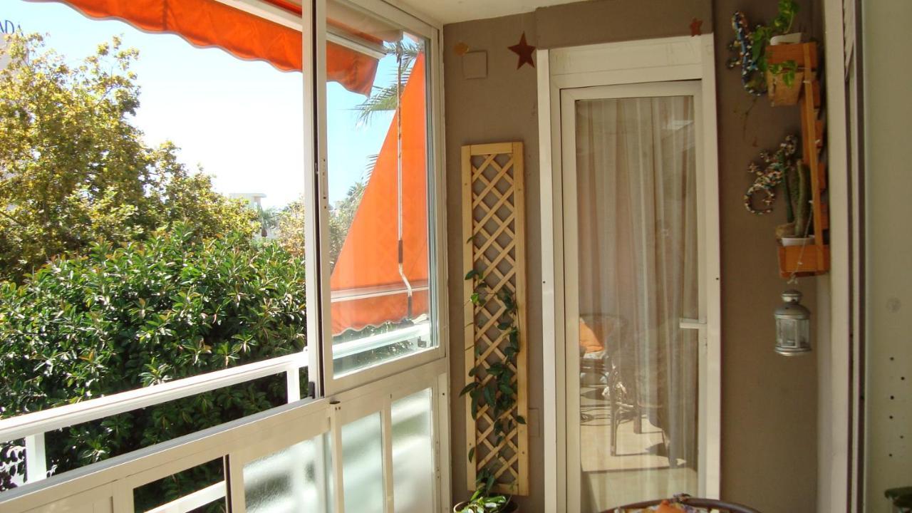 Apartamento La Carihuela - Urb. Eurosol Apartment Torremolinos Exterior photo